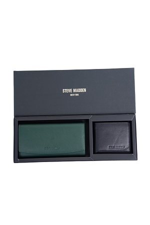 Steve Madden Male & Female Wallet Set